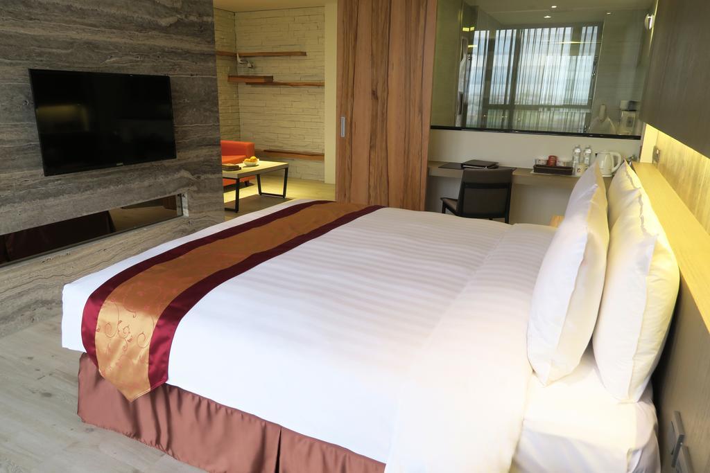 Look Royal Resort Chiayi City Exterior photo Deluxe room