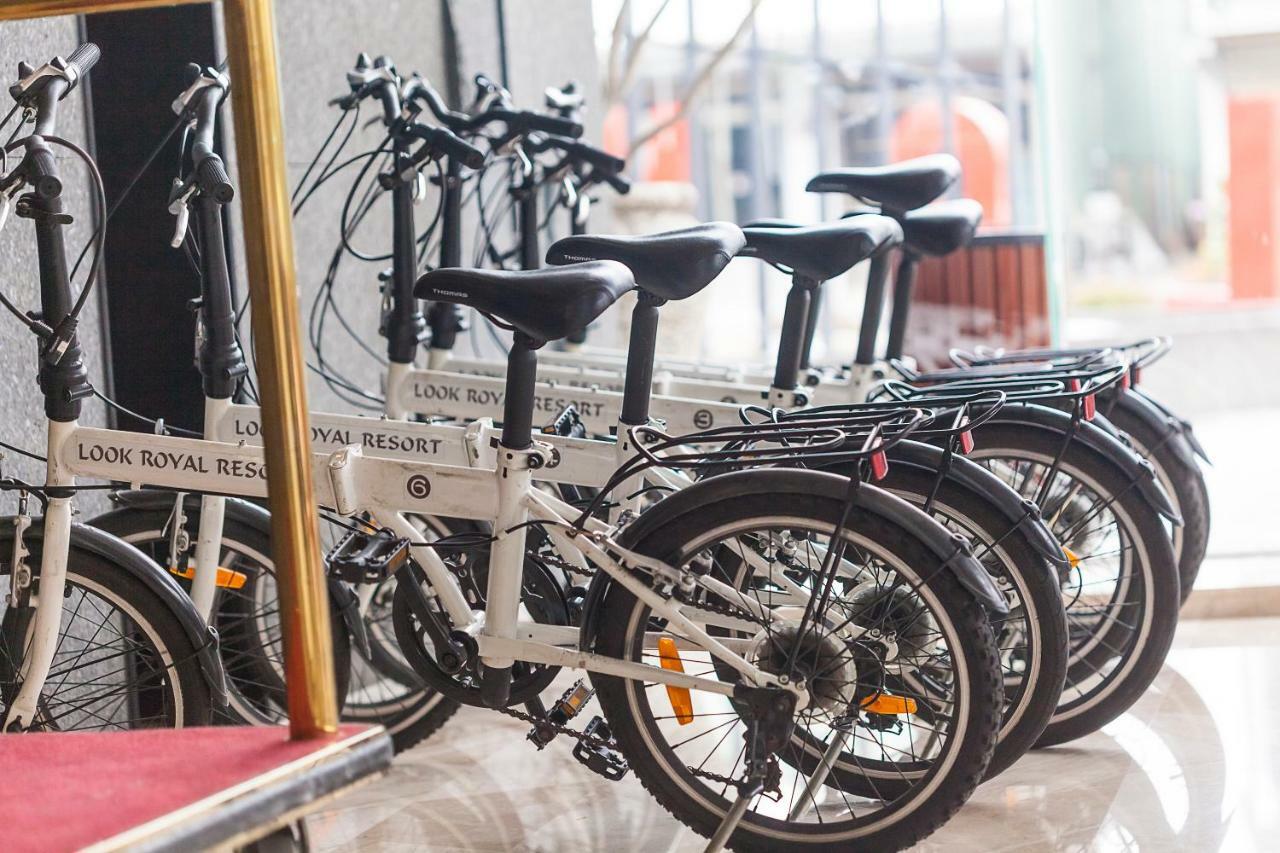 Look Royal Resort Chiayi City Exterior photo Bicycle rental at London Heathrow Airport